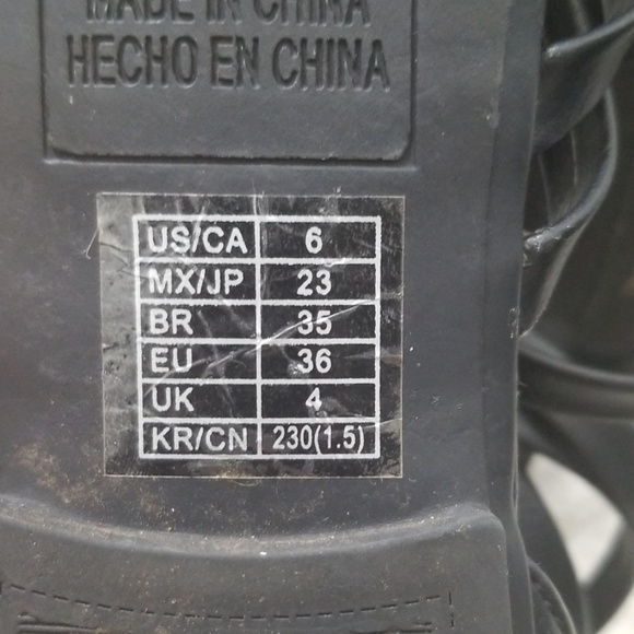 Gladiator sandals - Picture 3 of 3